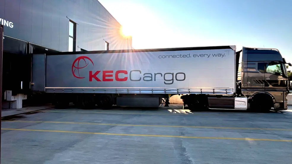 Europaweite Express-Transporte per Lkw
Express transports all over europe by truck